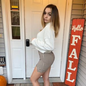 Meet your Posher, Angie